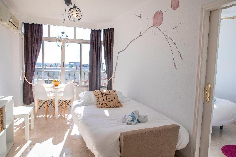 Palm Beach Club Apartamentos Carihuela Torremolinos Ruang foto