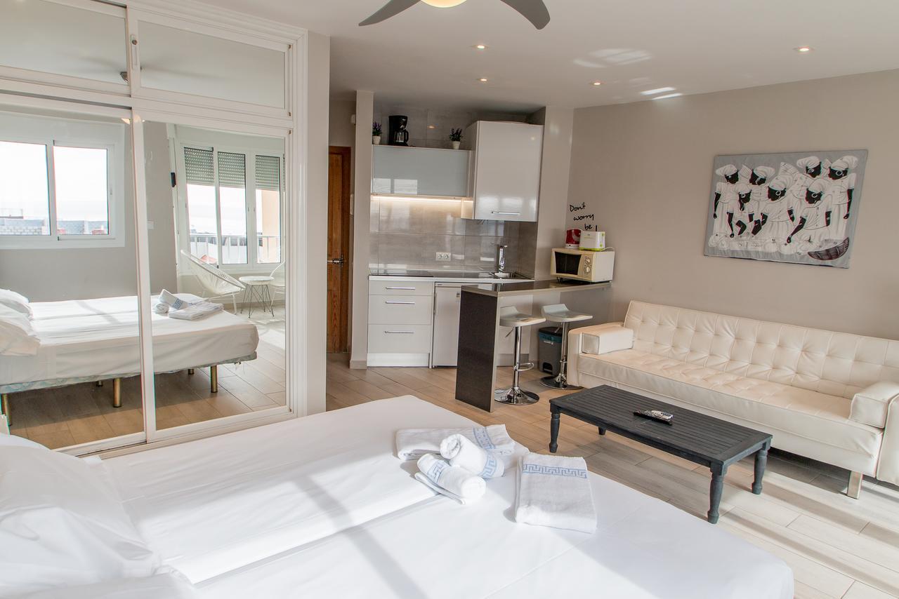 Palm Beach Club Apartamentos Carihuela Torremolinos Bagian luar foto