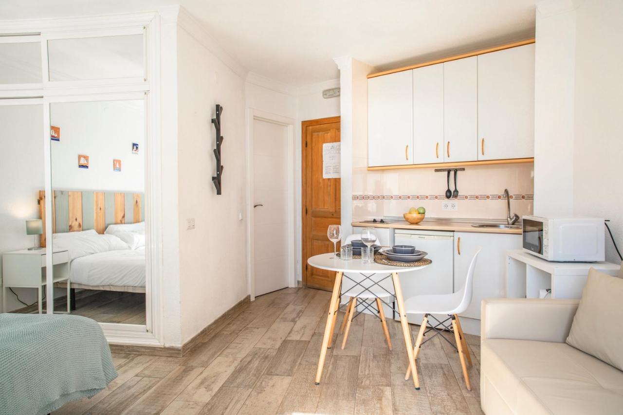 Palm Beach Club Apartamentos Carihuela Torremolinos Bagian luar foto